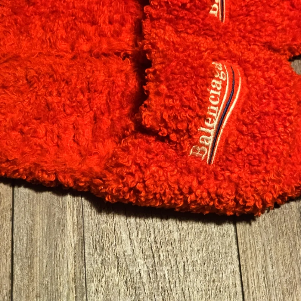 Balenciaga Red Slides - Picture 8 of 11